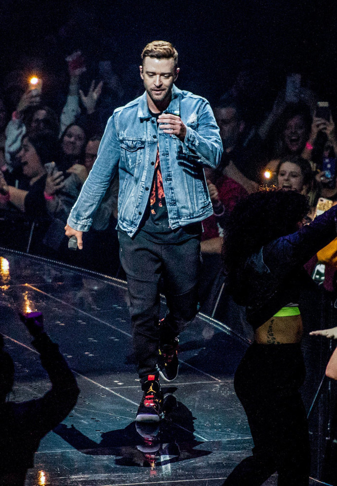 日前,美国,"贾老板"贾斯汀·汀布莱克(justin timberlake)登台热力