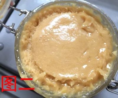 蜂蜜白沫的处理方法是什么(蜂蜜上的白沫沫可以吃吗) 蜂蜜白沫的处理方法是什么(蜂蜜上的白沫沫可以吃吗)