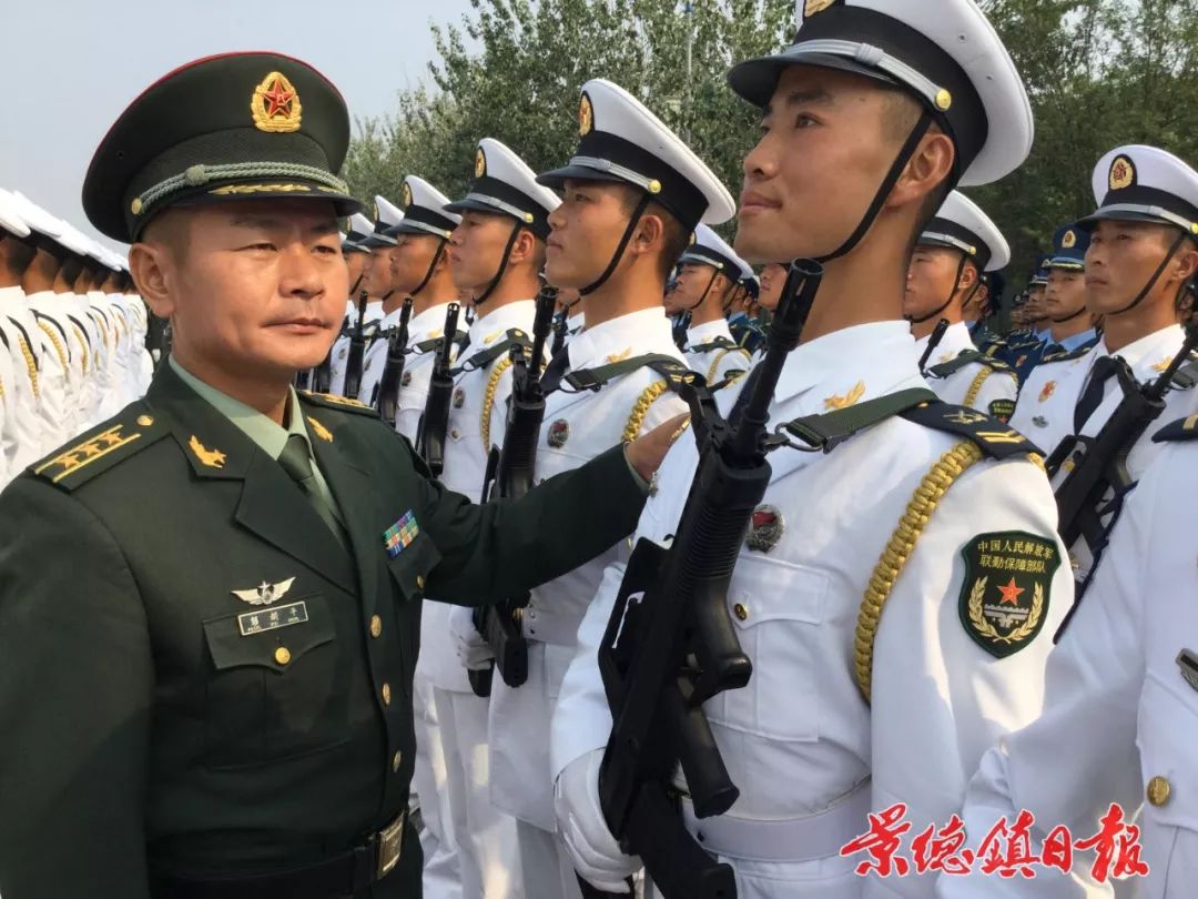 瓷都的骄傲!国庆盛典瓷都元素光彩夺目(图)