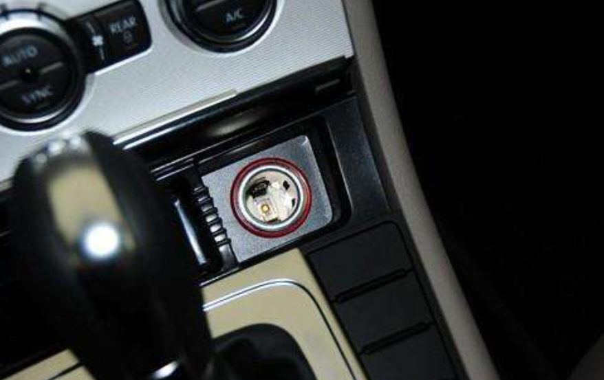 汽车点烟器怎么用