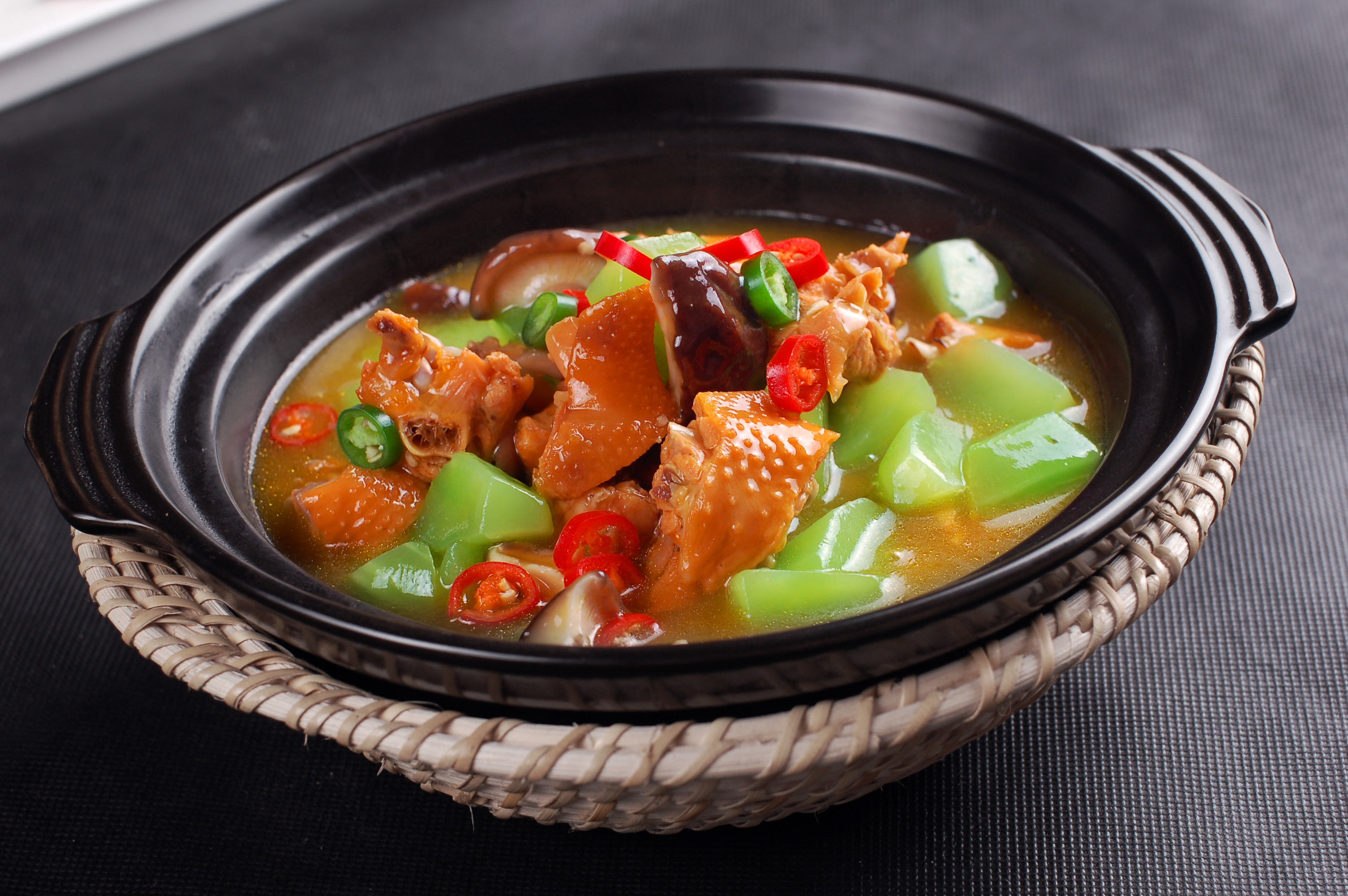 其实大家能够聚在一起开开心心的吃一顿饭,才是最贴心的礼物