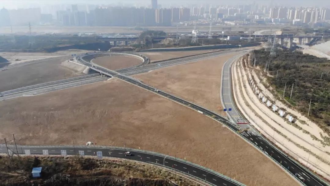 三层式结构,多方向通达!兰州青白石北互通立交项目建成通车