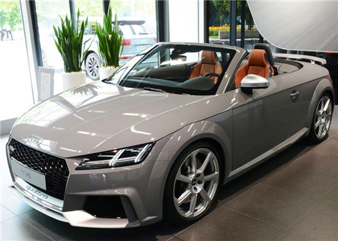 很有风度的几款汽车,优雅别致的造型,是大家喜欢的样子