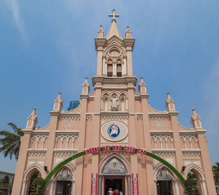 岘港岘港大教堂图片