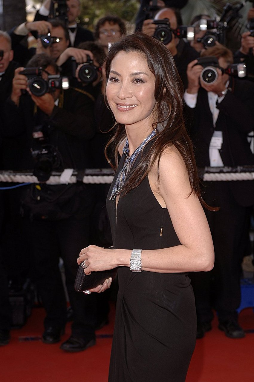 杨紫琼与相恋19年男友结婚# 杨紫琼是一个华裔打星的成功代表,说哪