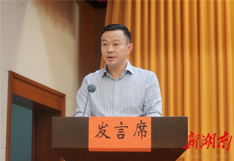 叶红专:奋勇担当砥砺前行 推动湘西州科技事业更好更快发展