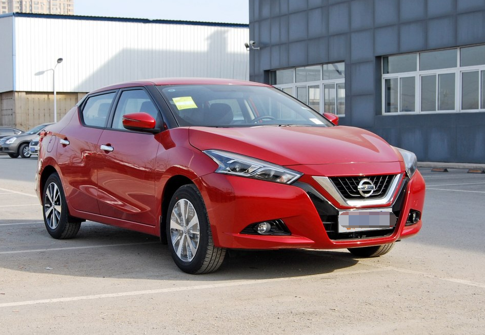 lannia蓝鸟2019款 cvt炫酷版,非常简洁的整体设计,颇具未来感