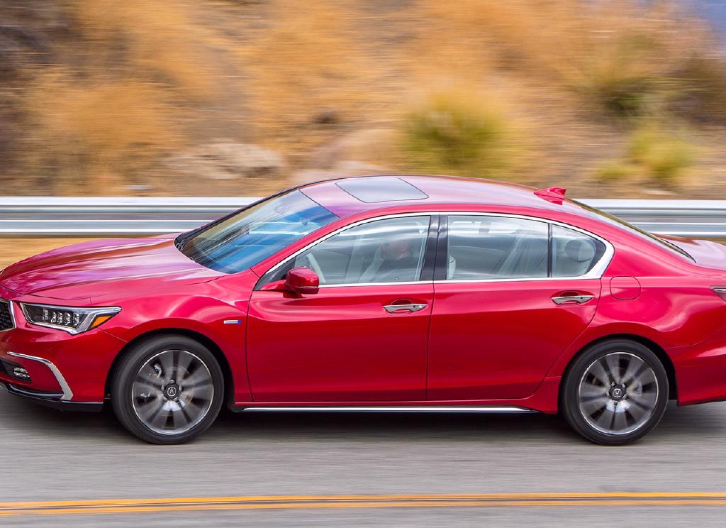 讴歌rlx,时尚大气,真的很有型,开它回老家很有面子!