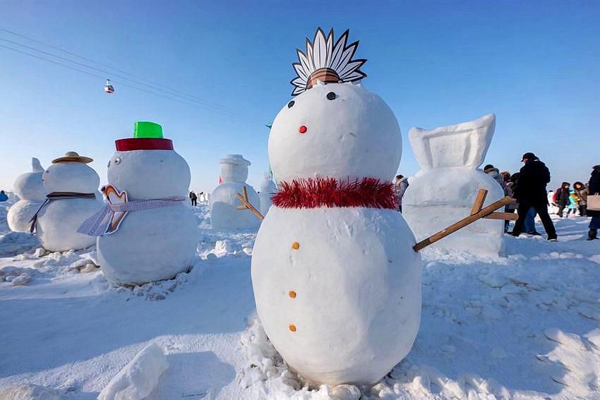 堆雪人大赛图片图片