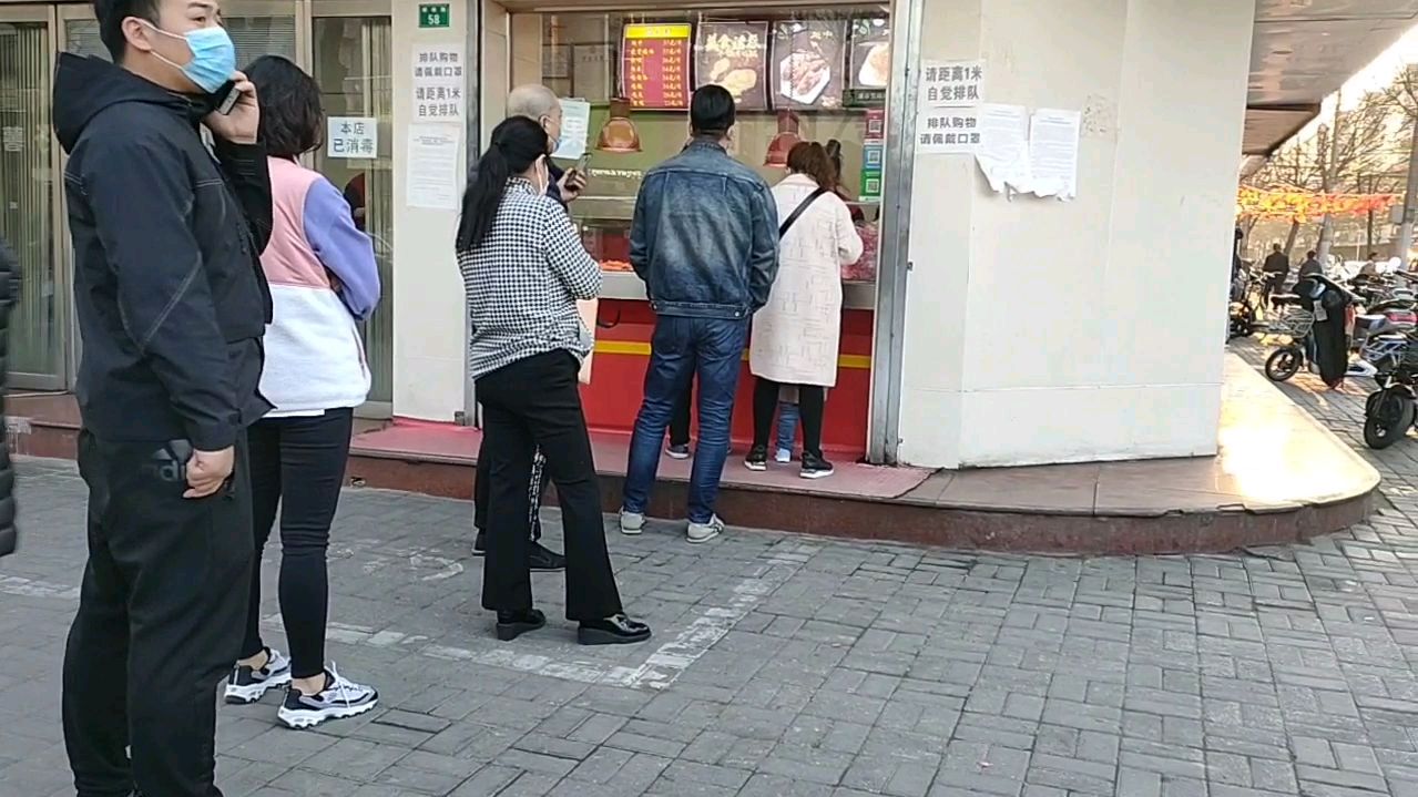 到底是什么让这么多人愿意排队等候.太火爆了