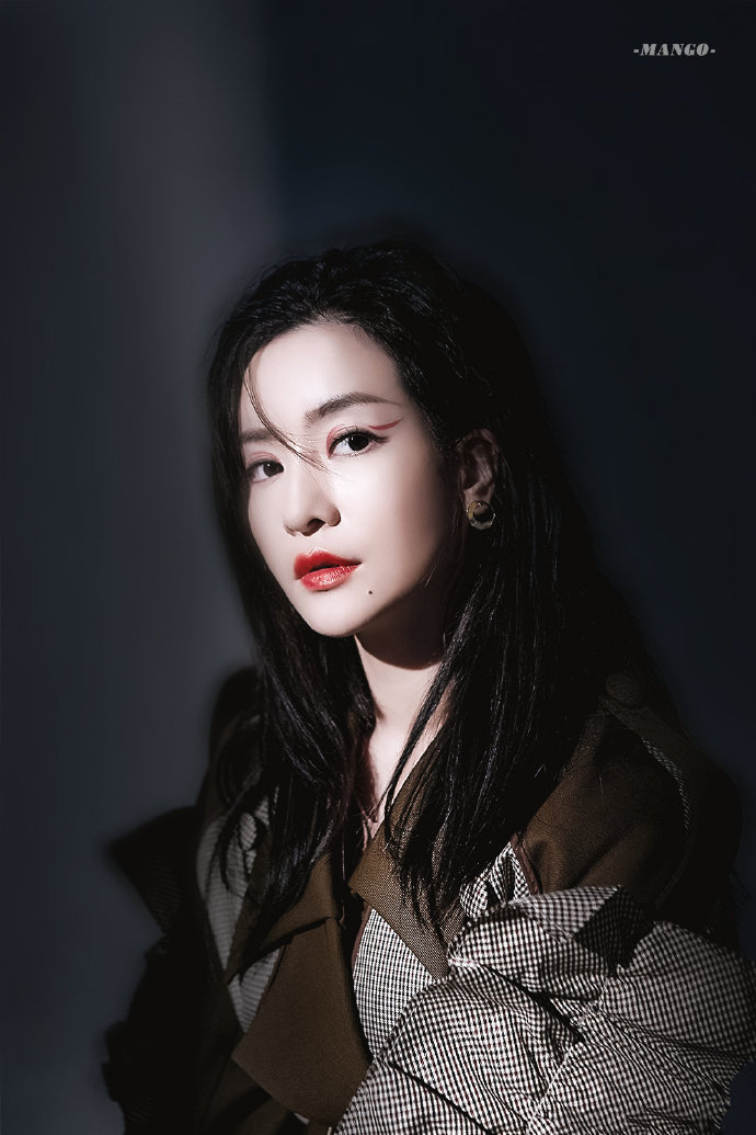 李晟爱情公寓##爱情公寓5# 演员@李晟su 在电视剧《爱情公寓5》中的
