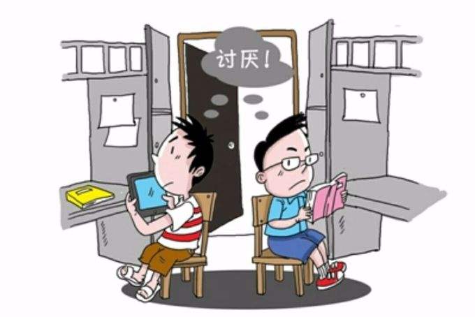大学宿舍发生矛盾时,聪明的同学会选择这样做,"巧妙"化解矛盾