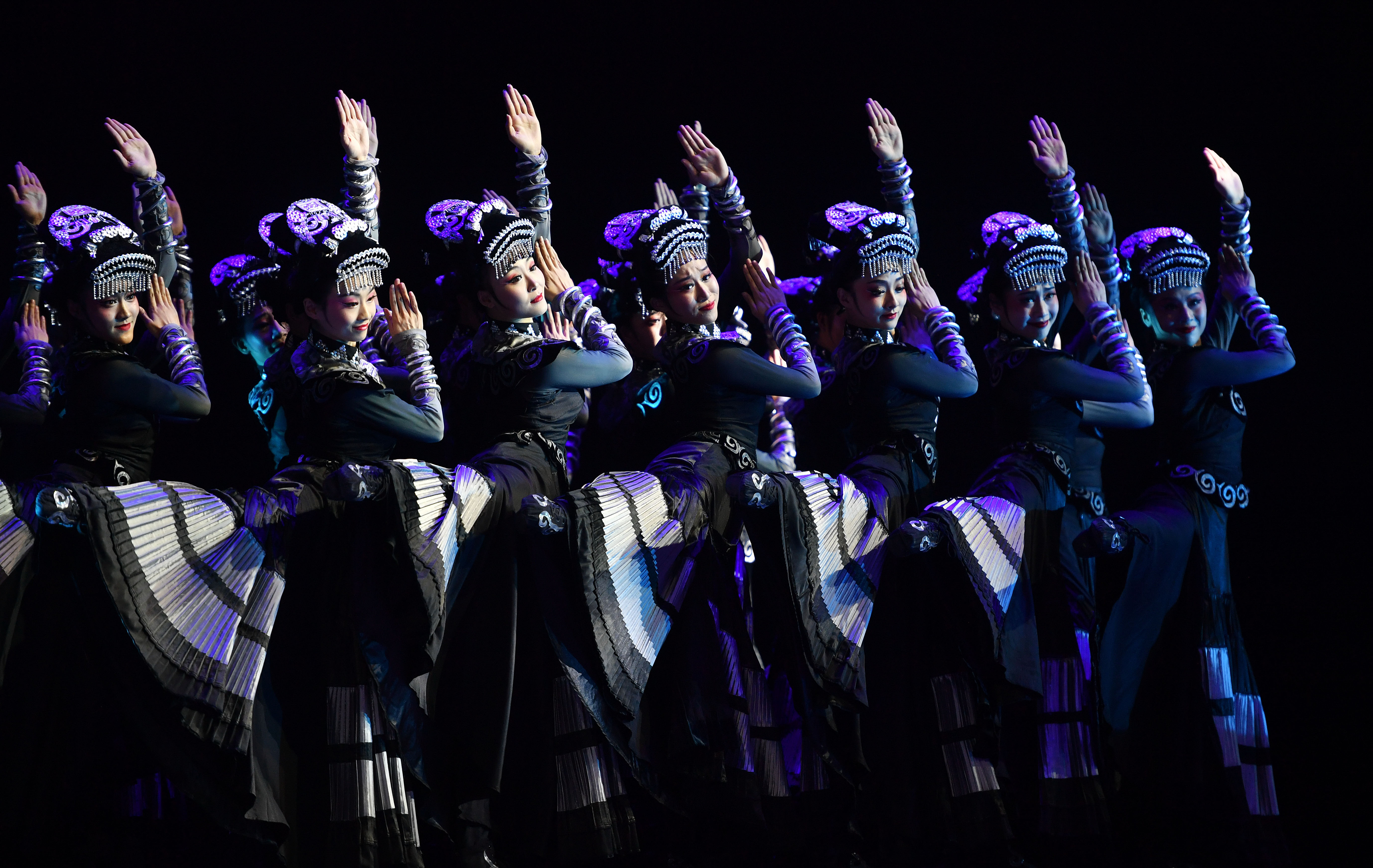 第11届中国舞蹈"荷花奖"颁奖盛典在海口举行