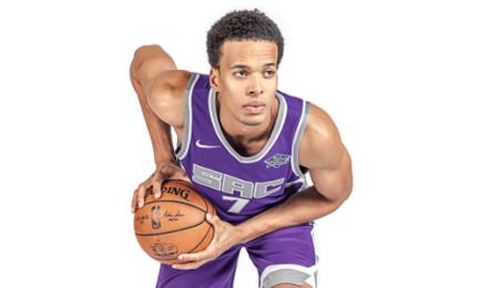 国王官方祝前锋拉比西埃22岁生日快乐