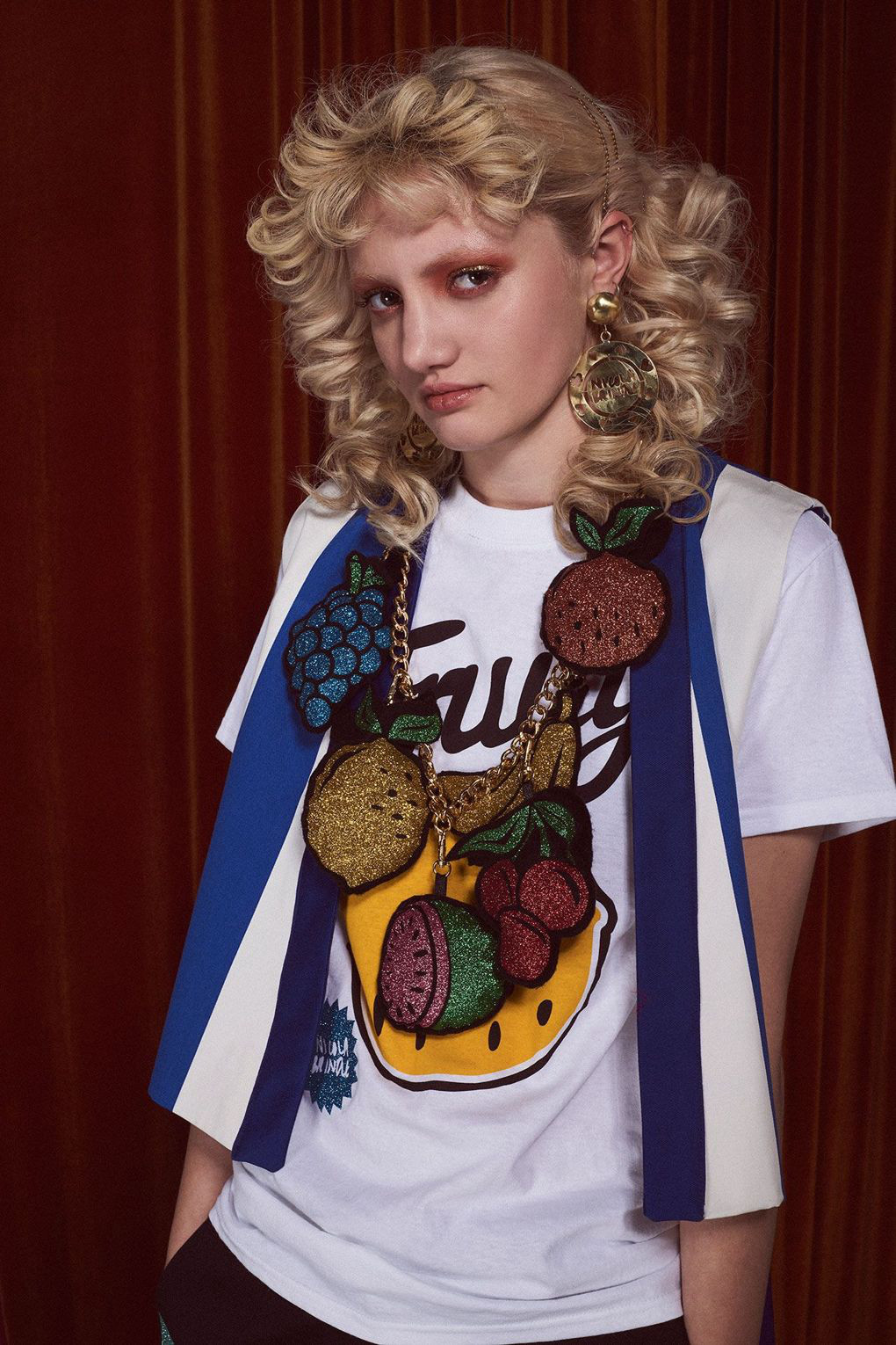 潮人的不二选择,经典的韩流风格服装,有一种莫名的气场