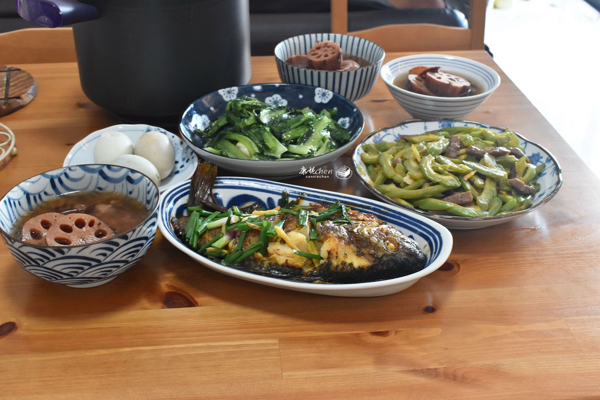 一家三口的晚餐,3菜1汤,荤素搭配,热量低营养高,家人吃得满足