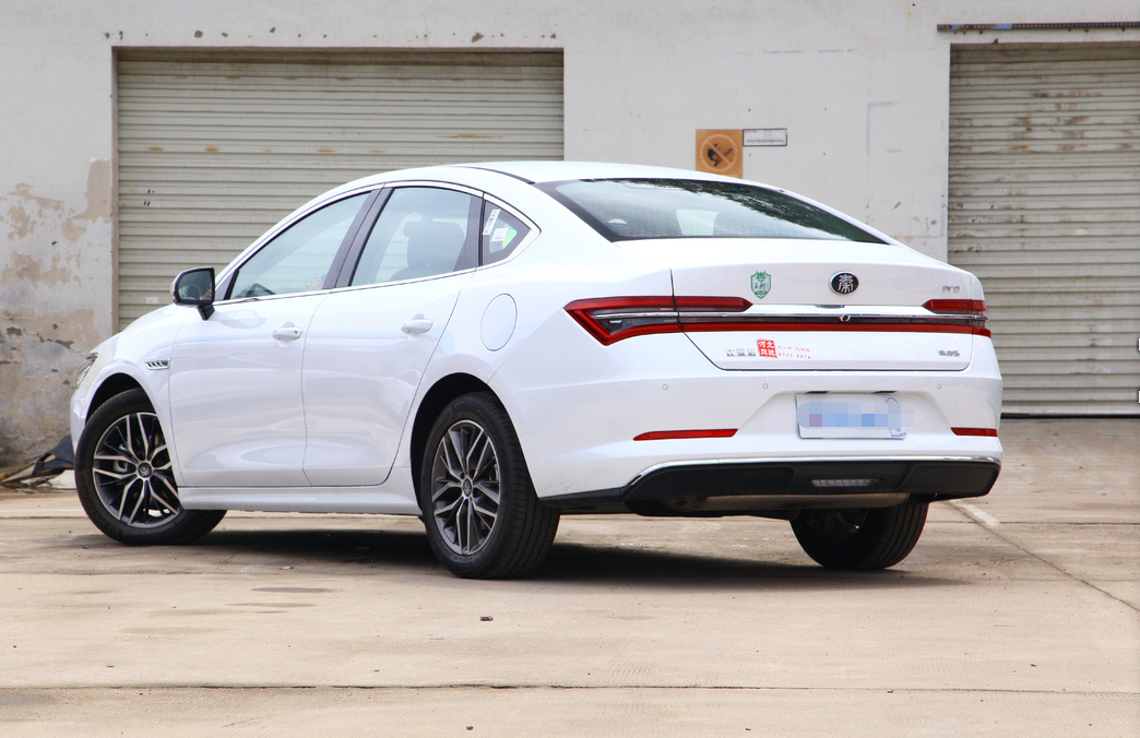 比亚迪秦pro dm超能版曝光,外观年轻感爆棚,内饰极具创造力