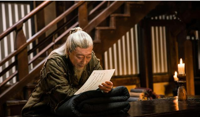 《雪中悍刀行》中黄三甲是穿越的人物嘛?如何评价此人呢?