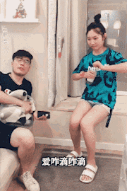 多少妹子徒手拆快递,在老公面前却是另一个样子?