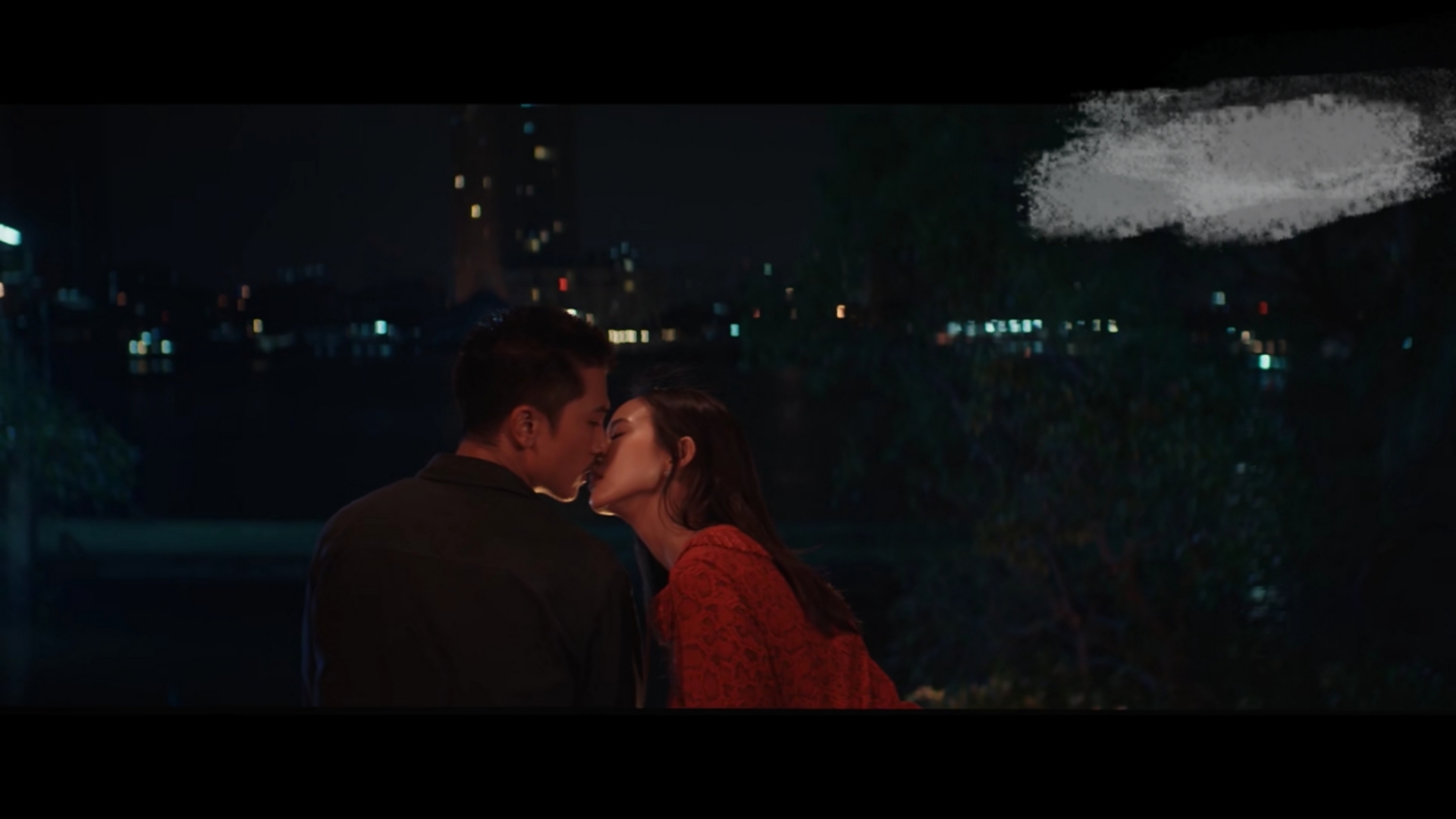 张钧甯解读《唐人街探案》:ivy绝对爱过林默,而且是一见钟情