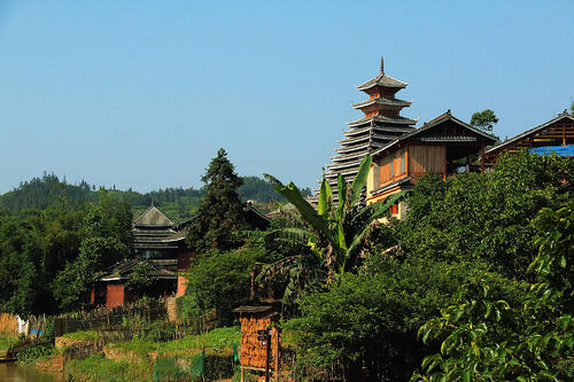 旅游攻略# 三江侗乡:被称为是世界桥楼之乡的三江侗乡是很值得去甘苘