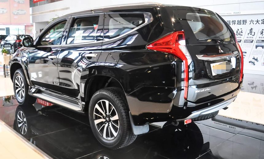 三菱-帕杰罗劲畅汽车照片鉴美,外形优美大气,符合大众的审美!