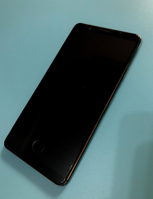 vivo x20plus屏幕指纹版,说真……反面没指纹模块,这感觉真好