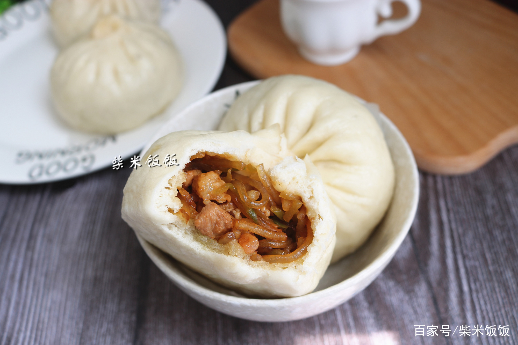包子馅用包菜馅怎么做好吃吗（包包子活馅菜肉一比一）-第2张图片-潮百科