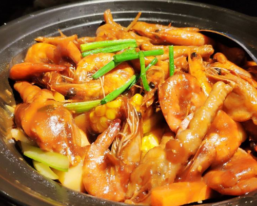 小紫教你做美食:家常凤爪虾煲,制作的方法这样简单