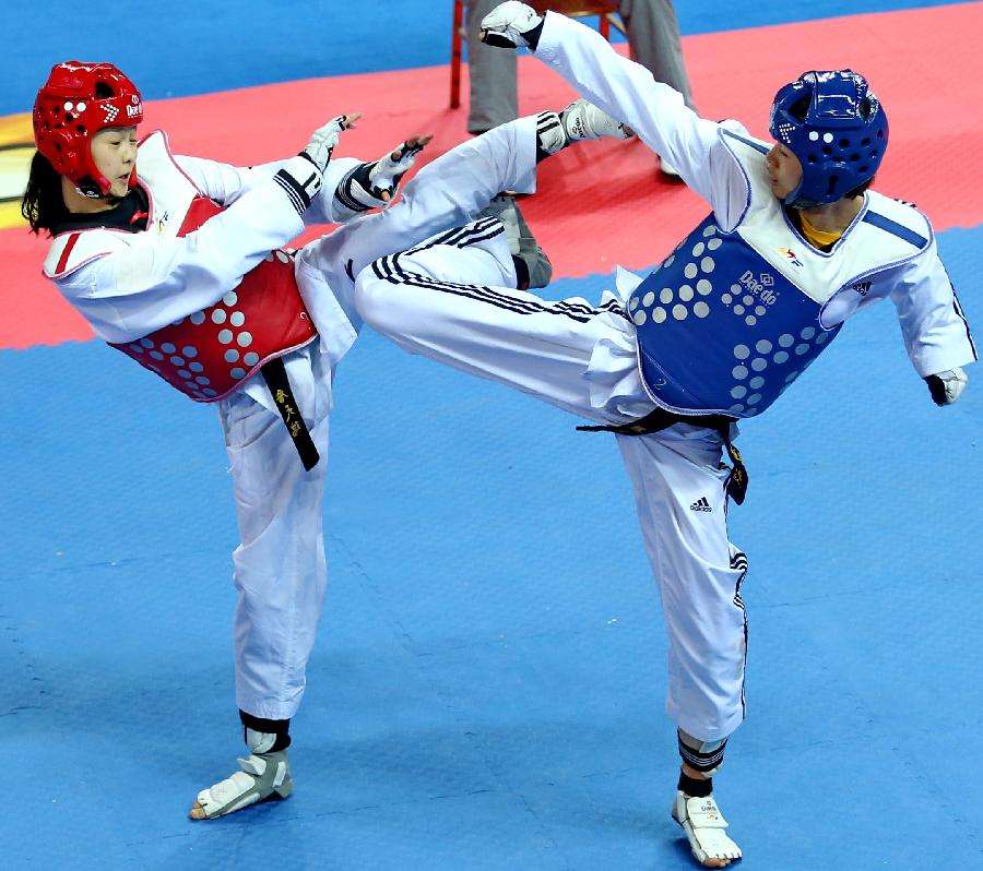 挺着大肚子的我,陪着女儿参加跆拳道比赛后,明白了这个道理