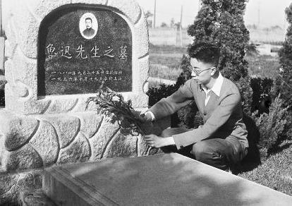 鲁迅离世后葬入上海"万国公墓",妻子朱安和许广平葬在何处?