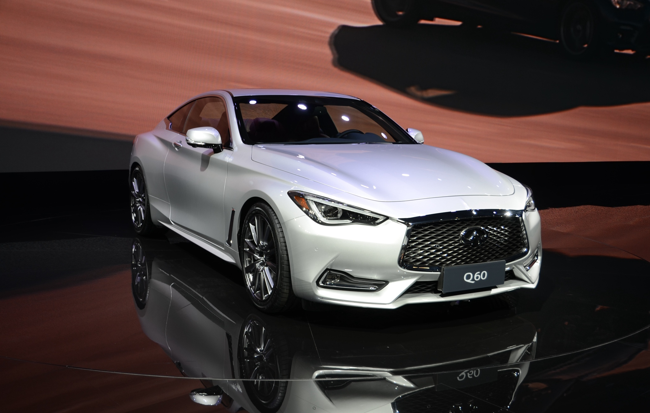 给大家饱览一款英菲尼迪q60