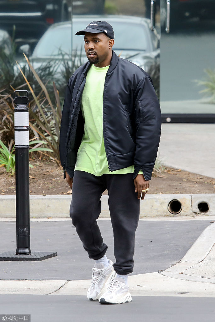 坎耶·维斯特缎面飞行夹克yeezy老爹鞋 帅气潮男
