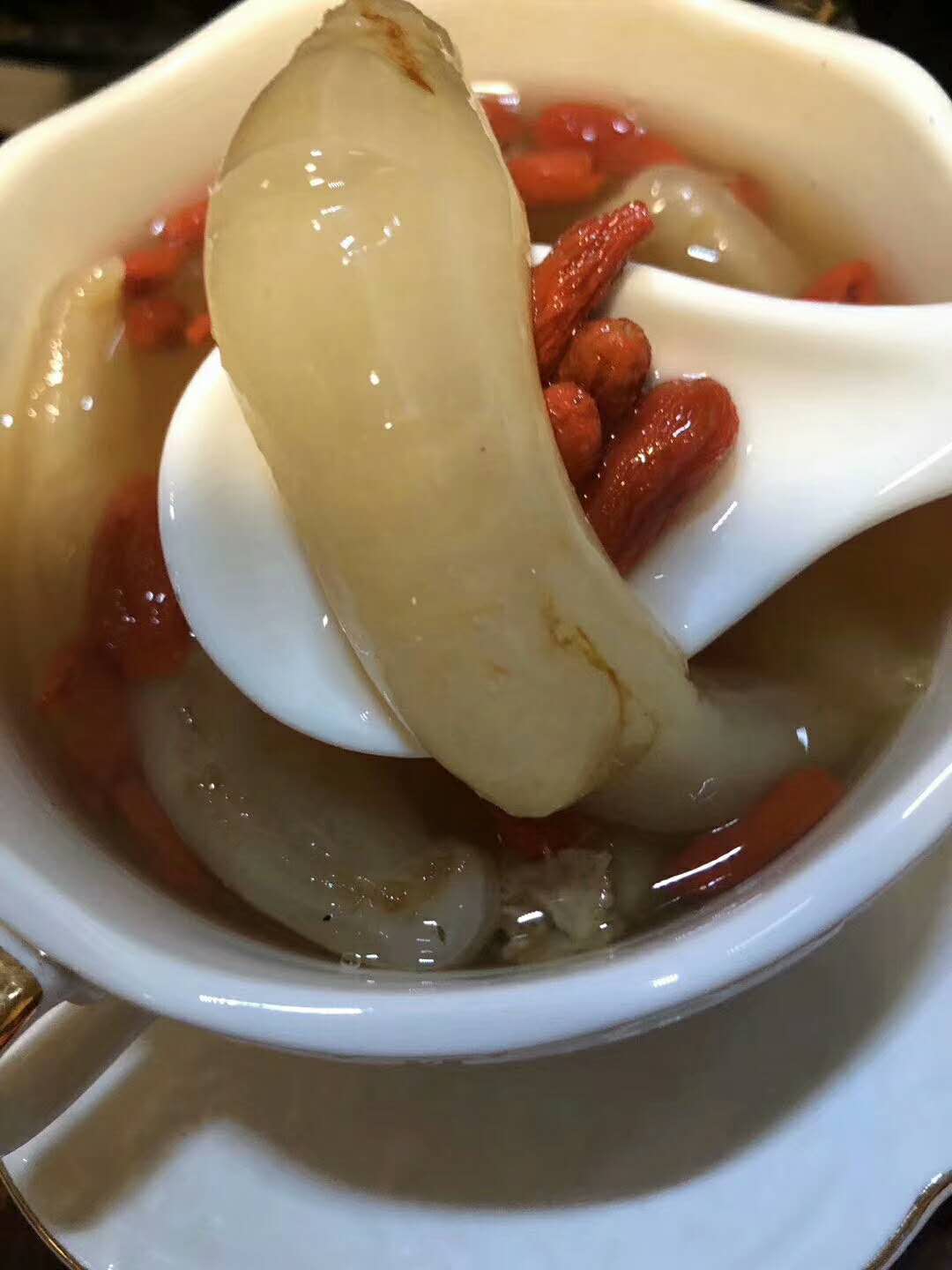 至爱的花胶炖汤,喜欢什么口感就怎么炖,味道的极致体验