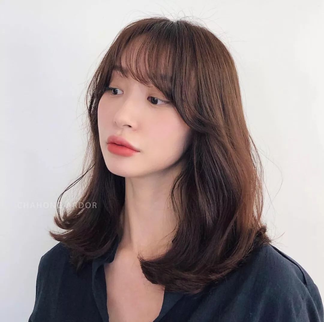 现在很流行韩国云朵烫减龄不说还很修颜