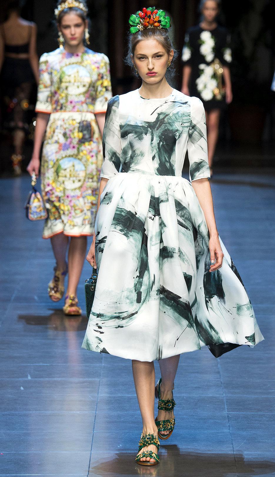 时装周-无法形容的服饰美,这些穿搭风格看起来很有感觉