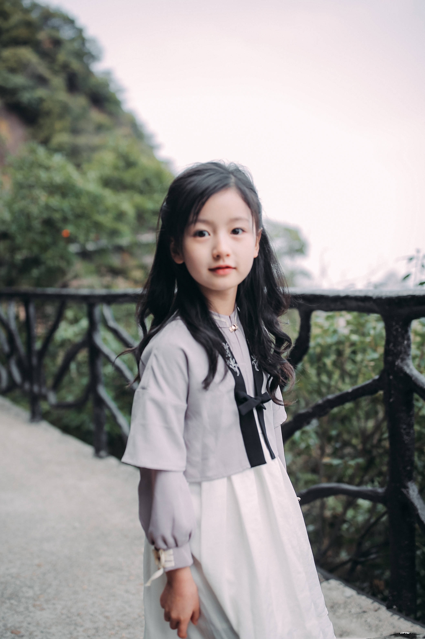 她才是新《流星花园》颜值担当 演过小芸汐 据说在拍《白发王妃》