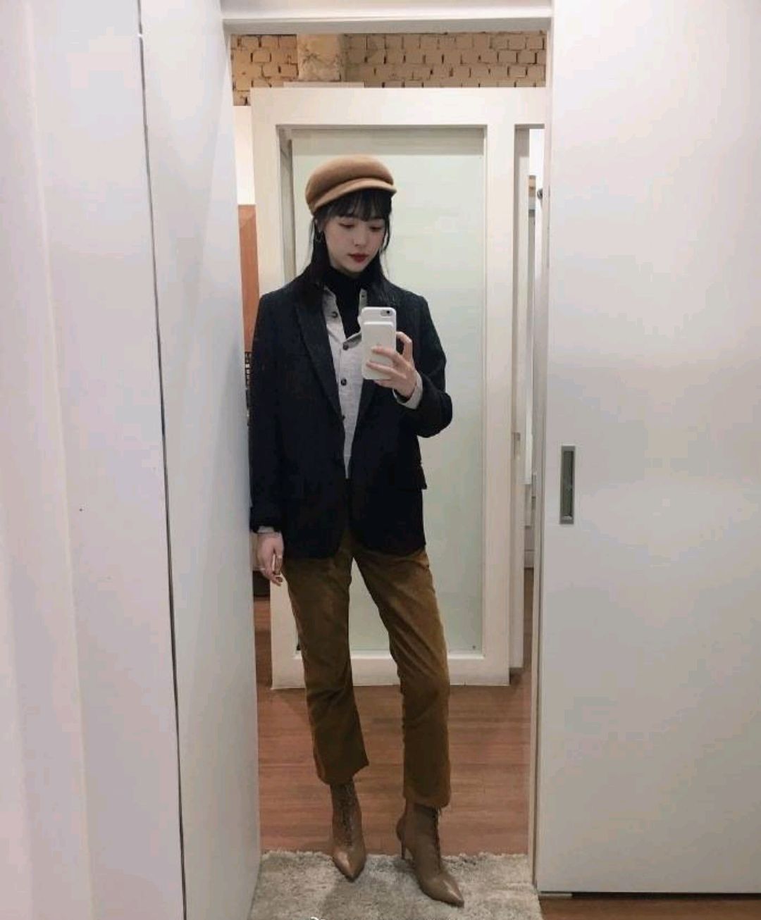 崔雪莉颜值下降?这个公主切的发型很有新意啊她状态也很好