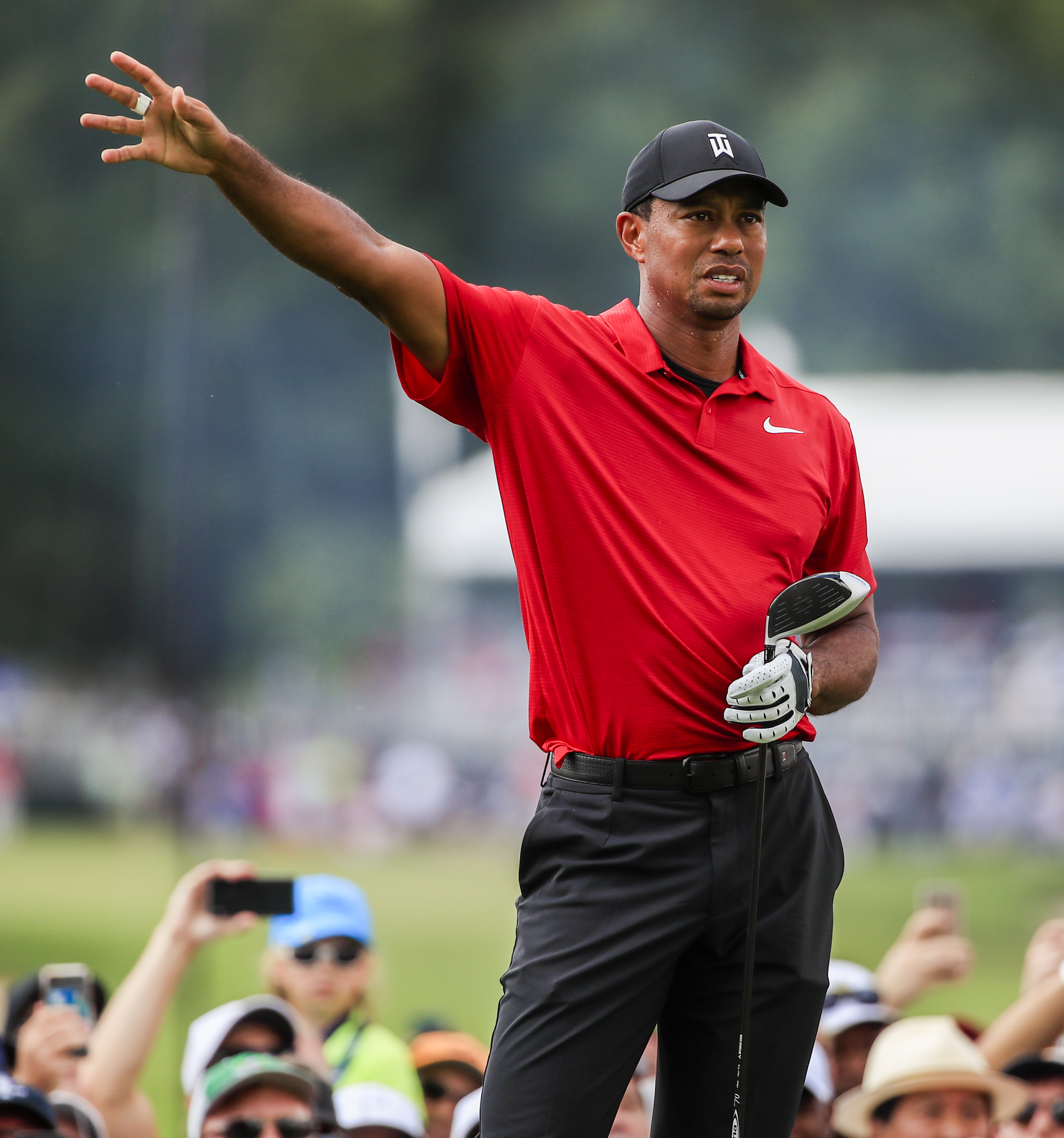 高尔夫——美巡赛:伍兹夺冠(3)