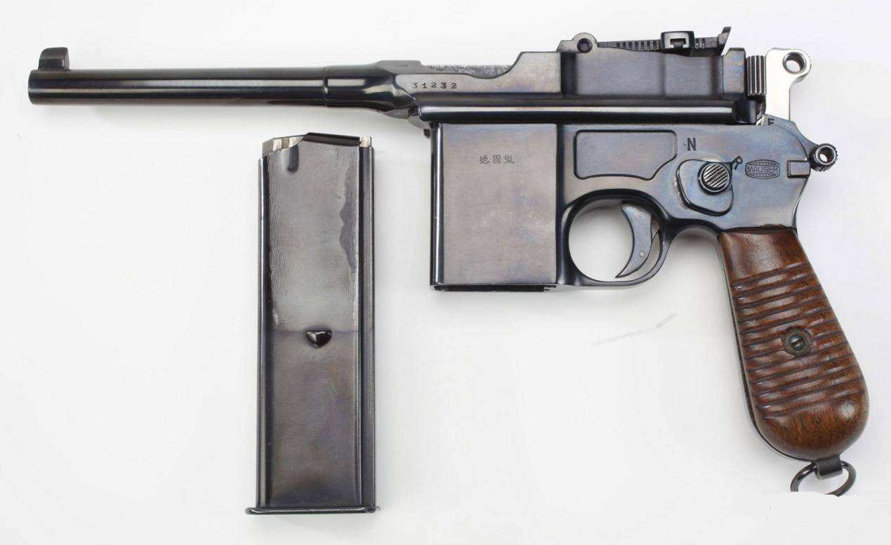 世界上第一款军用自动手枪,俗称"盒子炮,但有一个设计弊端