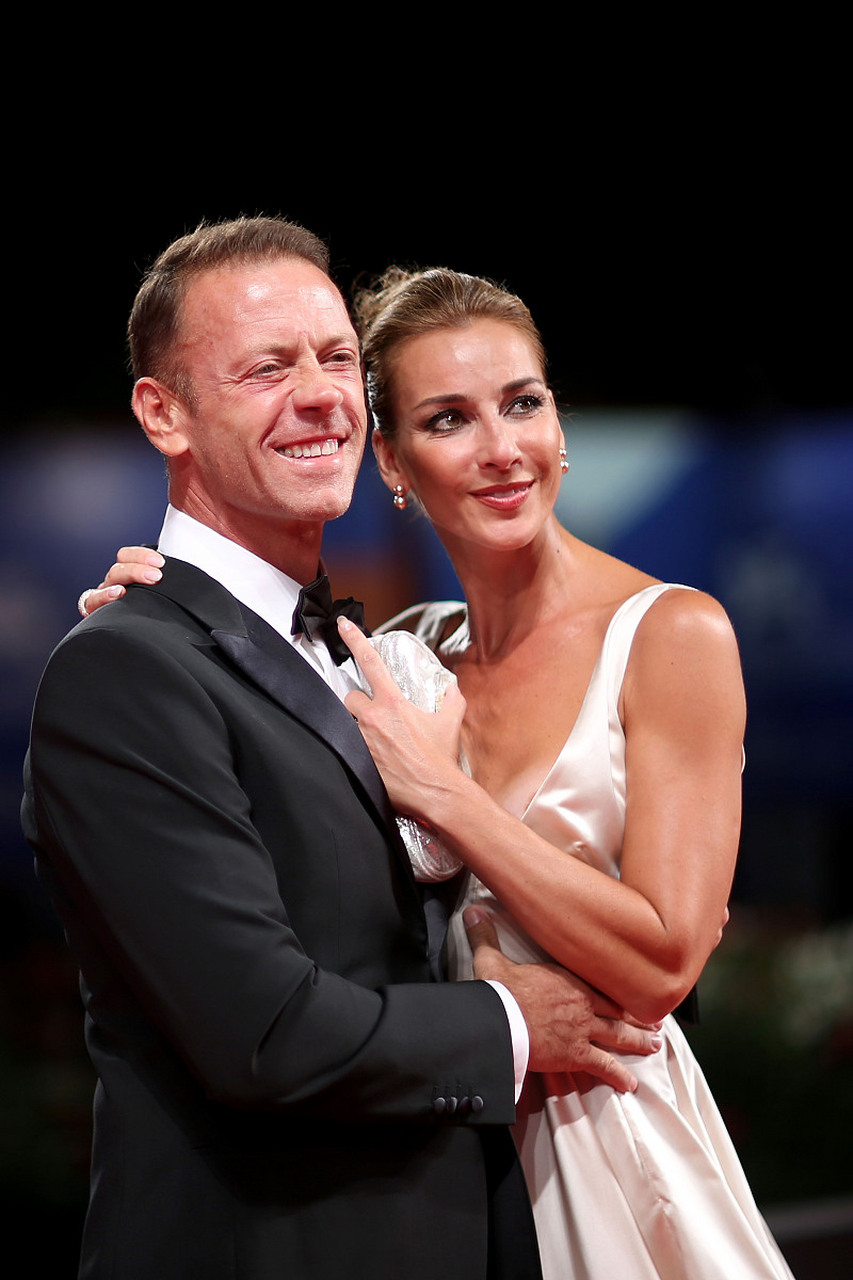 rocco siffredi(洛可·希佛帝)和妻子rosa caracciolo(罗莎·卡拉乔洛