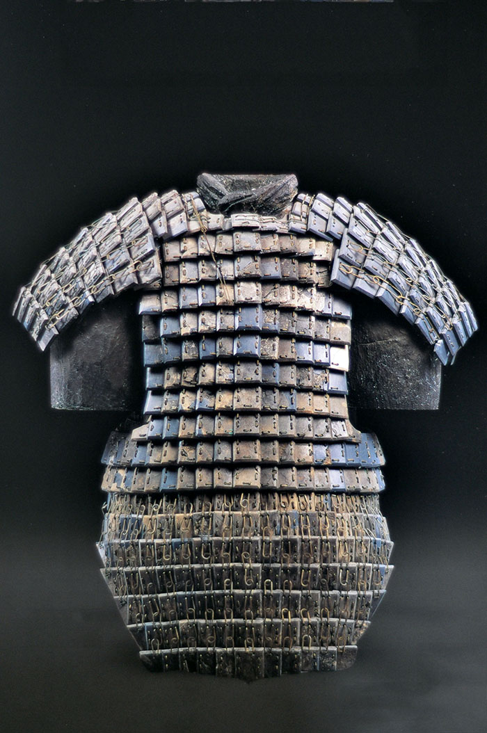 另外,秦军青铜戈都是标准化制造.