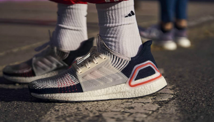 阿迪达斯ultra boost新品在天猫全球首发,还官宣了邓伦担纲超级代言人