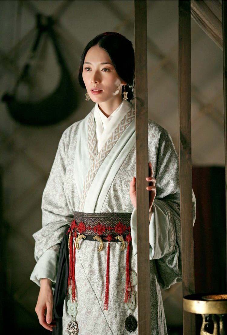 最美小乔林志玲无疑问吧,第一次看这个剧就被惊艳了!