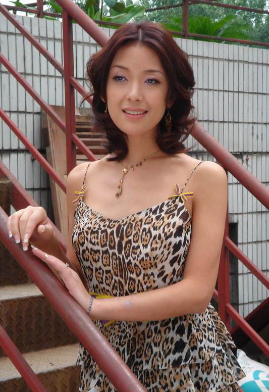 盘点:变性之后才开始大红的4位