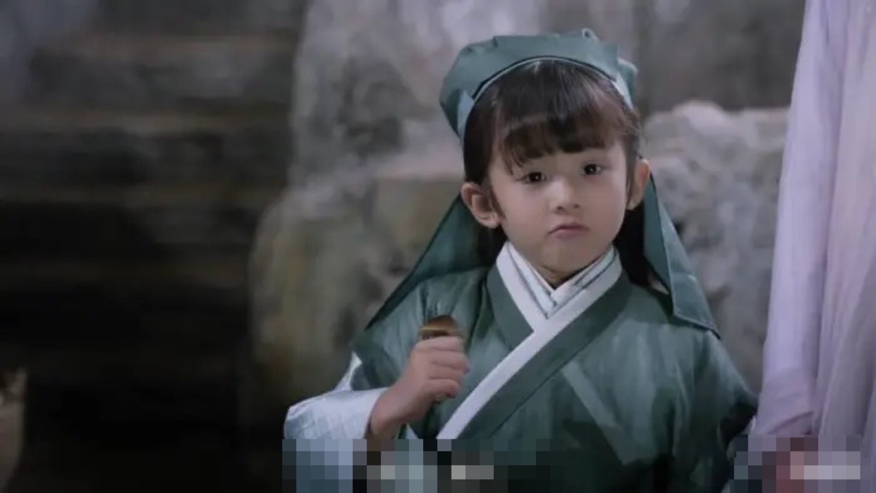 《枕上书》之中的阿离被吐槽不够可爱,还不如这两个版本