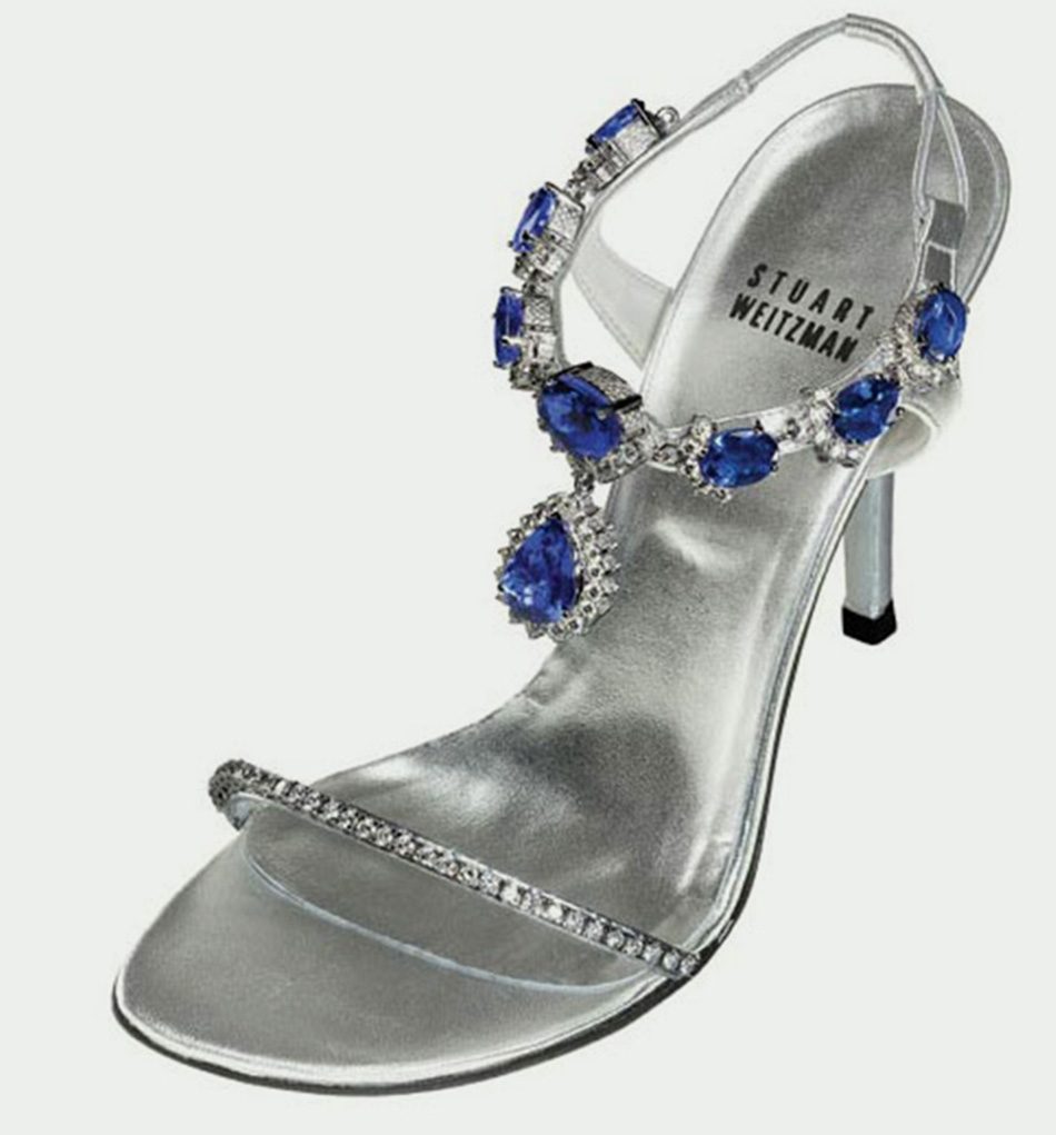 大开眼界,世界上最昂贵奢侈的高跟鞋,其中有用1420颗钻石打造!