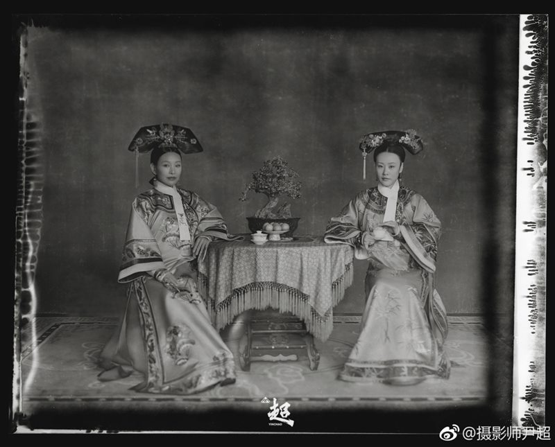 《如懿传》曝老照片剧照 复古风海报有种魂穿大清的感觉