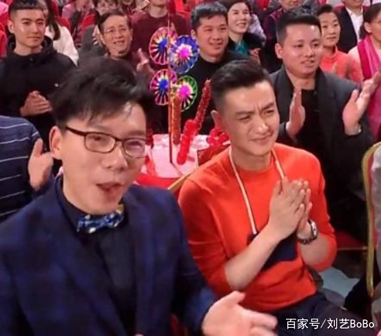 鼻头上涨红色小颗粒像鸡皮疙瘩(鼻子眼睛周围起小粒粒像鸡皮疙瘩)