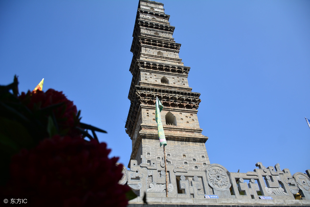 安庆法云寺塔,全国仅存四座方形古塔之一,珍贵的历史文化瑰宝